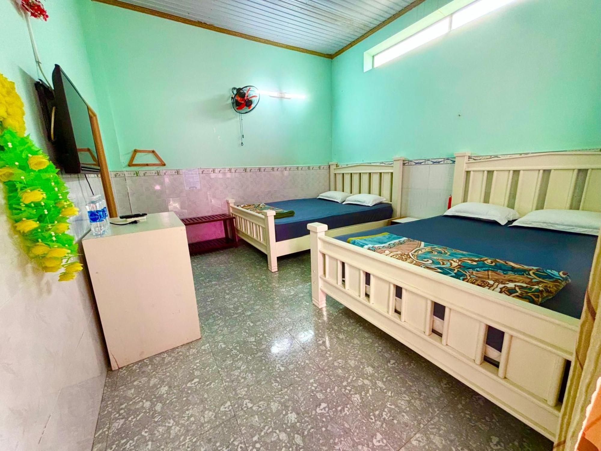 Thuy Hang Motel Лонгхай Екстер'єр фото